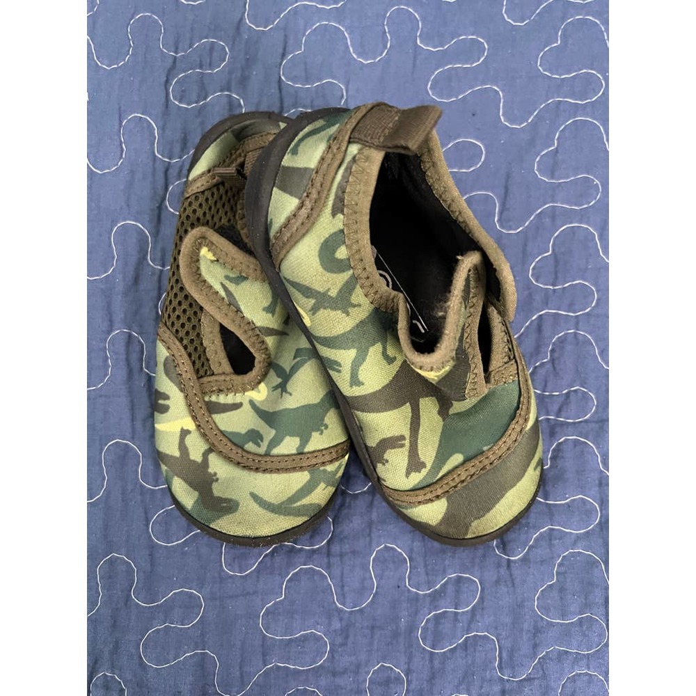 Zoogs Green Dinosaur Kids Water Shoe Size 8 EUC